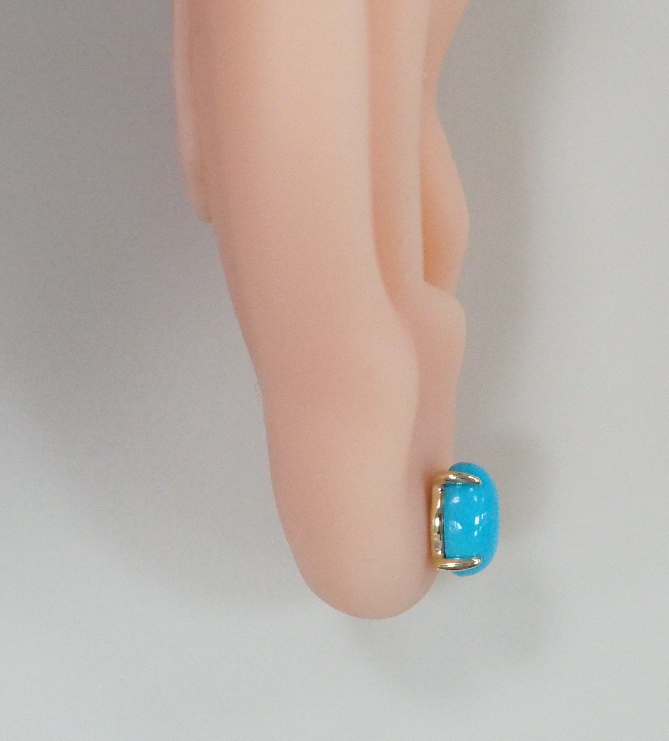 Серьги-пусеты из желтого золота с бирюзой